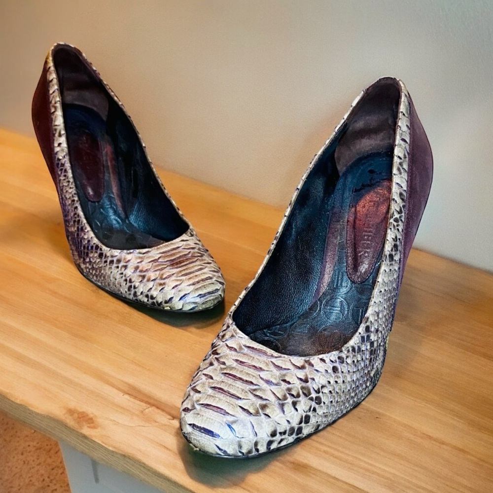 EUC Judith Leiber Exotic Alligator Leather & Satin Pumps